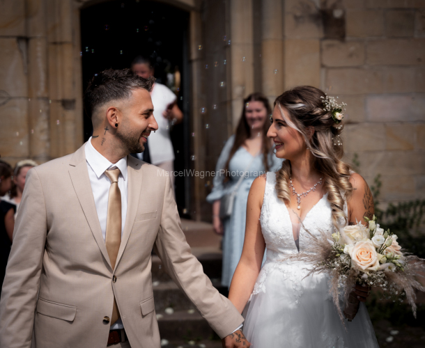 Hochzeit-Jenni-und-Kevin-250806-0393-Bearbeitet