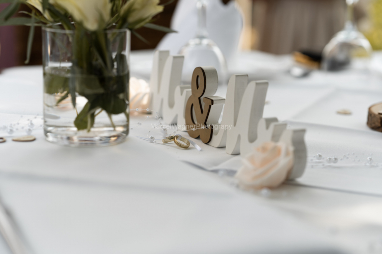 Hochzeit-Jenni-und-Kevin-250806-1349