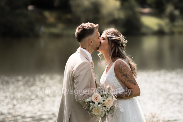 Hochzeit-Jenni-und-Kevin-250806-1451